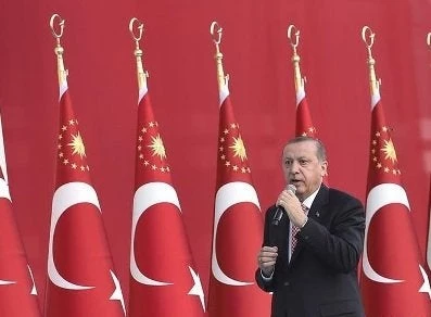 NYT: Ο Ερντογάν ονειρεύεται μια Οθωμανική Αυτοκρατορία